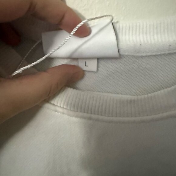 Ami Cream Sweater with Red Heart Patch - Picture 4 of 5